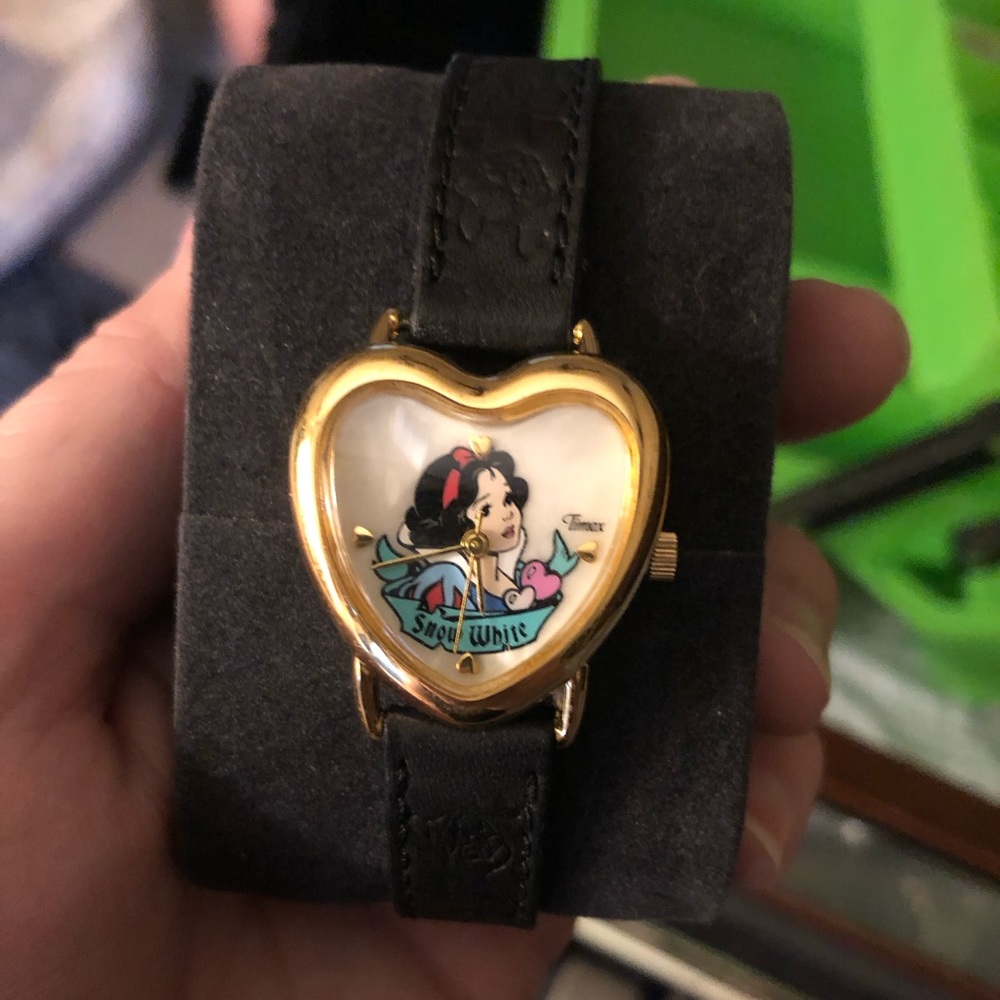 Timex x Disney Vintage Snow White heart watch